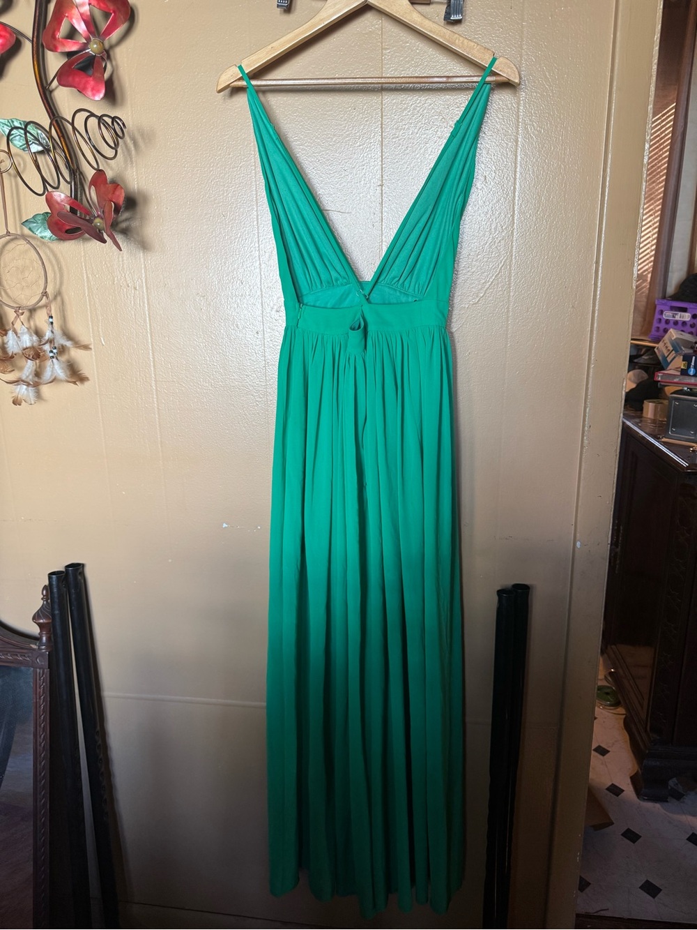 Green V-Neck Maxi Dress - Fashion Nova - Halter Back
